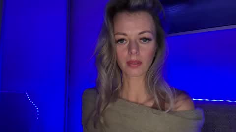 Snapshot of valerieluvsugar chatting on 5, 12, 2025 Valerie online show from 5, 12, 2025