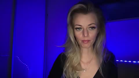 Snapshot of valerieluvsugar chatting on 9, 3, 2026 Valerie online show from 9, 3, 2026