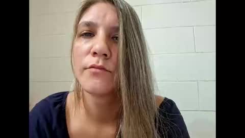 Snapshot of valerierayne13 chatting on 14, 3, 2026 ValerieRayne online show from 14, 3, 2026