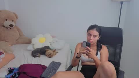 Juli C online show from 22, 10, 2025