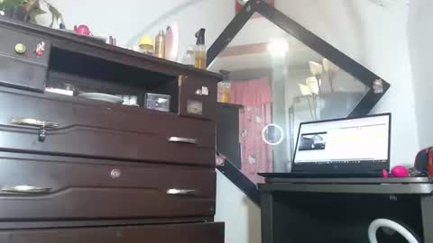 valerivegas online show from 12, 3, 2025