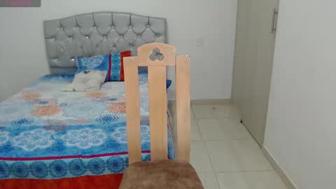 Snapshot of valery_alejo chatting on 24, 2, 2025 valeria online show from 24, 2, 2025