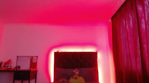 Snapshot of valery_meer_ chatting on 8, 4, 2026 Valeria online show from 8, 4, 2026