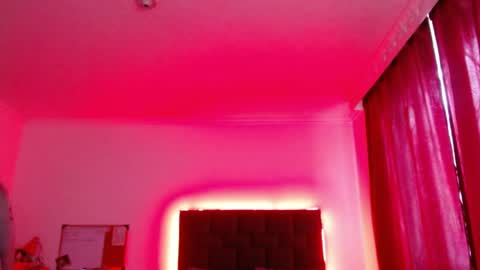 Snapshot of valery_meer_ chatting on 29, 4, 2026 Valeria online show from 29, 4, 2026