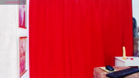 Snapshot of valery_smolls22 chatting on 24, 10, 2025 valery_smolls22 online show from 24, 10, 2025