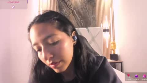 Snapshot of valery_wang chatting on 1, 5, 2026 Val online show from 1, 5, 2026