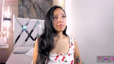 Snapshot of valery_wang chatting on 7, 5, 2026 Val online show from 7, 5, 2026