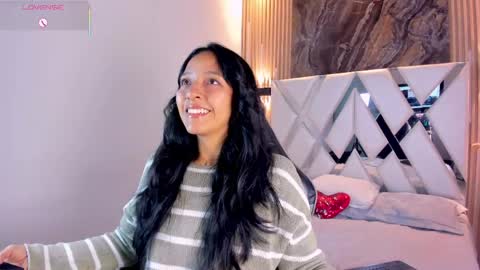 Snapshot of valery_wang chatting on 11, 5, 2026 Val online show from 11, 5, 2026