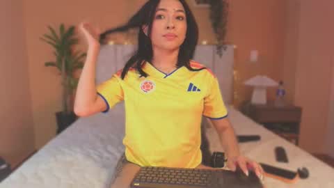 Snapshot of valerycolins chatting on 24, 6, 2026 call me Maria online show from 24, 6, 2026