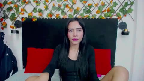 Snapshot of valerythompsonper chatting on 11, 1, 2026 valery online show from 11, 1, 2026