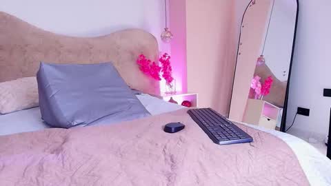 Valeska online show from 4, 3, 2026