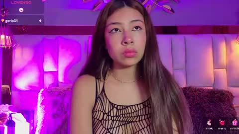 Snapshot of valeygomez chatting on 8, 7, 2026 Valey online show from 8, 7, 2026
