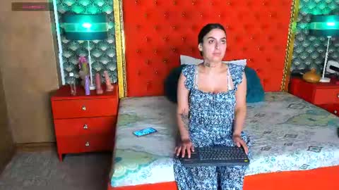 Snapshot of valleriejonnes chatting on 22, 6, 2026 Valerie Val V online show from 22, 6, 2026
