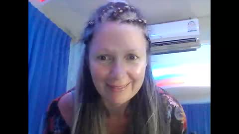 Snapshot of valleriwind chatting on 19, 1, 2025 ValleriWind online show from 19, 1, 2025