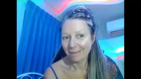 Snapshot of valleriwind chatting on 24, 1, 2025 ValleriWind online show from 24, 1, 2025