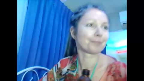 Snapshot of valleriwind chatting on 30, 1, 2025 ValleriWind online show from 30, 1, 2025