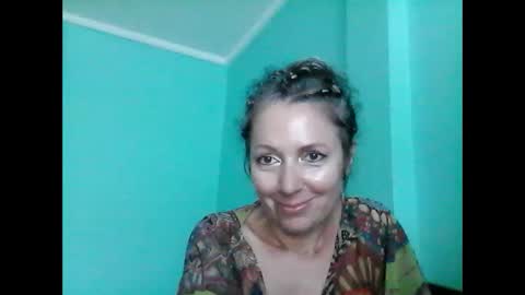 Snapshot of valleriwind chatting on 3, 2, 2025 ValleriWind online show from 3, 2, 2025