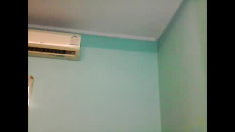 Snapshot of valleriwind chatting on 4, 2, 2025 ValleriWind online show from 4, 2, 2025