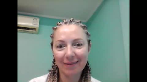 Snapshot of valleriwind chatting on 12, 2, 2025 ValleriWind online show from 12, 2, 2025