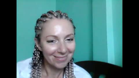 Snapshot of valleriwind chatting on 13, 2, 2025 ValleriWind online show from 13, 2, 2025