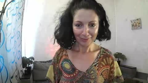 Snapshot of valleriwind chatting on 9, 7, 2026 ValleriWind online show from 9, 7, 2026