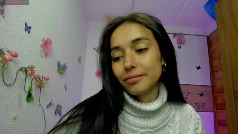 Snapshot of vallery_evanss chatting on 18, 12, 2024 Taty independent account online show from 18, 12, 2024