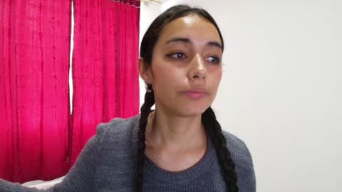 Snapshot of vallery_evanss chatting on 24, 1, 2025 Taty independent account online show from 24, 1, 2025