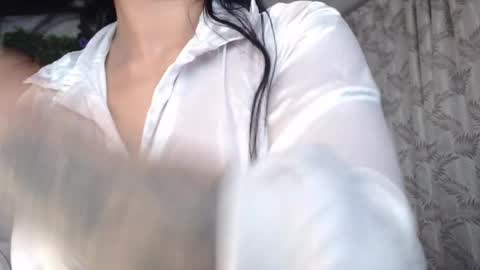 valquiria_sirgun online show from 5, 5, 2026