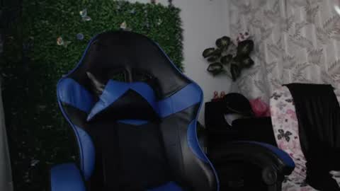 valquiria_sirgun online show from 2, 7, 2026