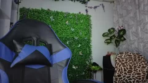 valquiria_sirgun online show from 6, 8, 2026