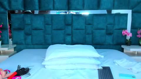 valtira nova online show from 14, 9, 2025