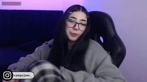 Snapshot of vammpyjane chatting on 19, 12, 2025 vammpyjane online show from 19, 12, 2025