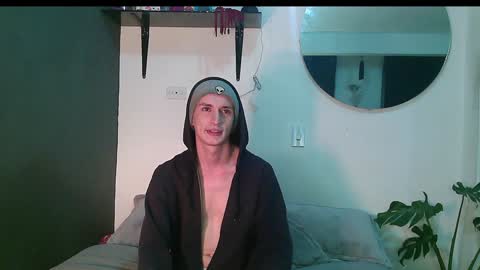 Snapshot of vamp_noah chatting on 27, 1, 2025 Vamp Noah and Dan online show from 27, 1, 2025