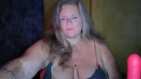 vampwoman online show from 25, 2, 2026