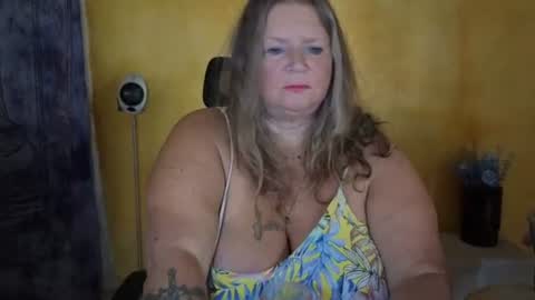 Snapshot of vampwoman chatting on 7, 7, 2026 vampwoman online show from 7, 7, 2026