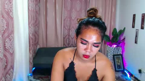 vampy_ebony_laxine online show from 30, 9, 2025