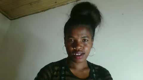 Snapshot of vanafiry chatting on 6, 3, 2026 vanafiry online show from 6, 3, 2026