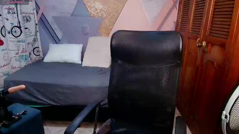 vane_latin18 online show from 2, 5, 2026