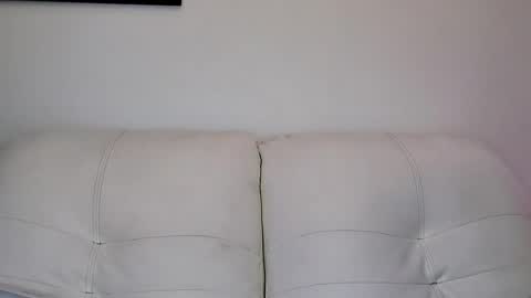 vanessa and samantha online show from 23, 6, 2026