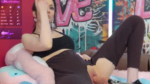  Vanessa  online show from 6, 3, 2025