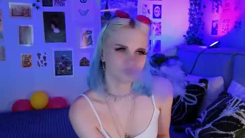 Snapshot of vanessaaustin chatting on 1, 7, 2026 Vanessa online show from 1, 7, 2026