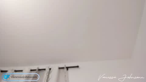 Snapshot of vanessajohnsonn chatting on 4, 1, 2025 vanessajohnsonn online show from 4, 1, 2025