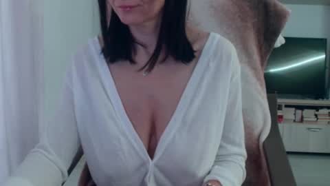Vanessa online show from 5, 11, 2025