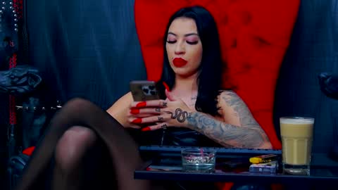 Miss Vanessa online show from 12, 1, 2025