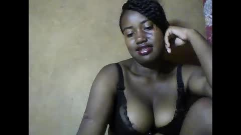 Snapshot of vaniah321 chatting on 18, 12, 2024 vaniah321 online show from 18, 12, 2024