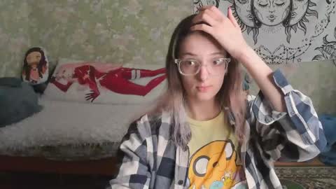 Snapshot of vanilla_arya chatting on 14, 5, 2026 Adelina online show from 14, 5, 2026