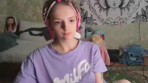 Snapshot of vanilla_arya chatting on 7, 7, 2026 Adelina online show from 7, 7, 2026