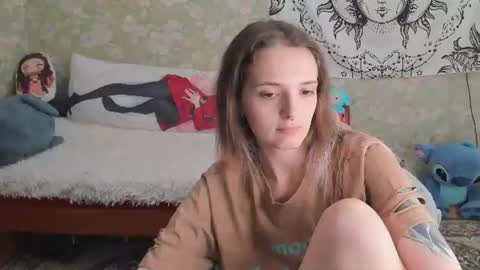 Snapshot of vanilla_arya chatting on 17, 7, 2026 Adelina online show from 17, 7, 2026