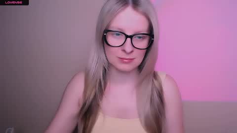 Mia online show from 1, 5, 2026