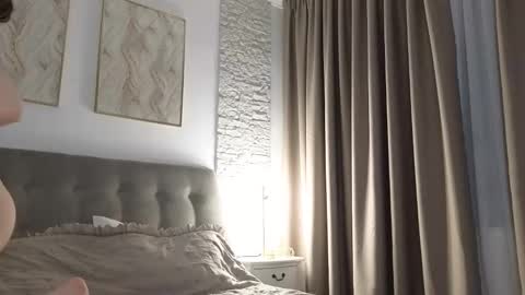 vanillaextasy online show from 20, 3, 2026